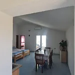 Robi - Two Bedroom With Terrace * فير