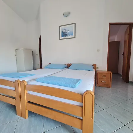 Robi - Two Bedroom With Terrace *