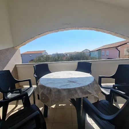 Robi - Two Bedroom With Terrace Lejlighed