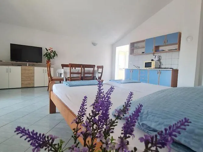 Robi - Two Bedroom With Terrace Lejlighed *
