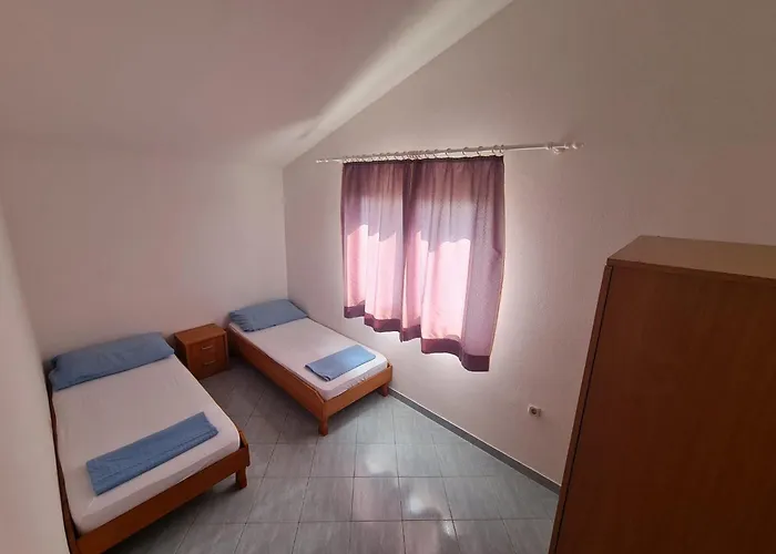 Robi - Two Bedroom With Terrace Lejlighed *