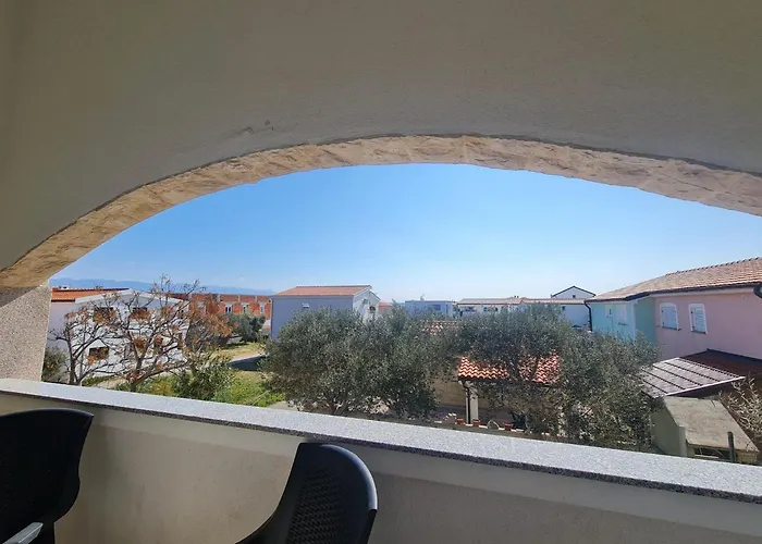 Lejlighed Robi - Two Bedroom With Terrace Vir