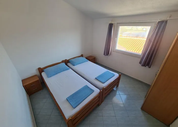 Robi - Two Bedroom With Terrace * Vir