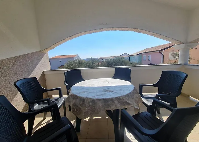 Robi - Two Bedroom With Terrace Lejlighed